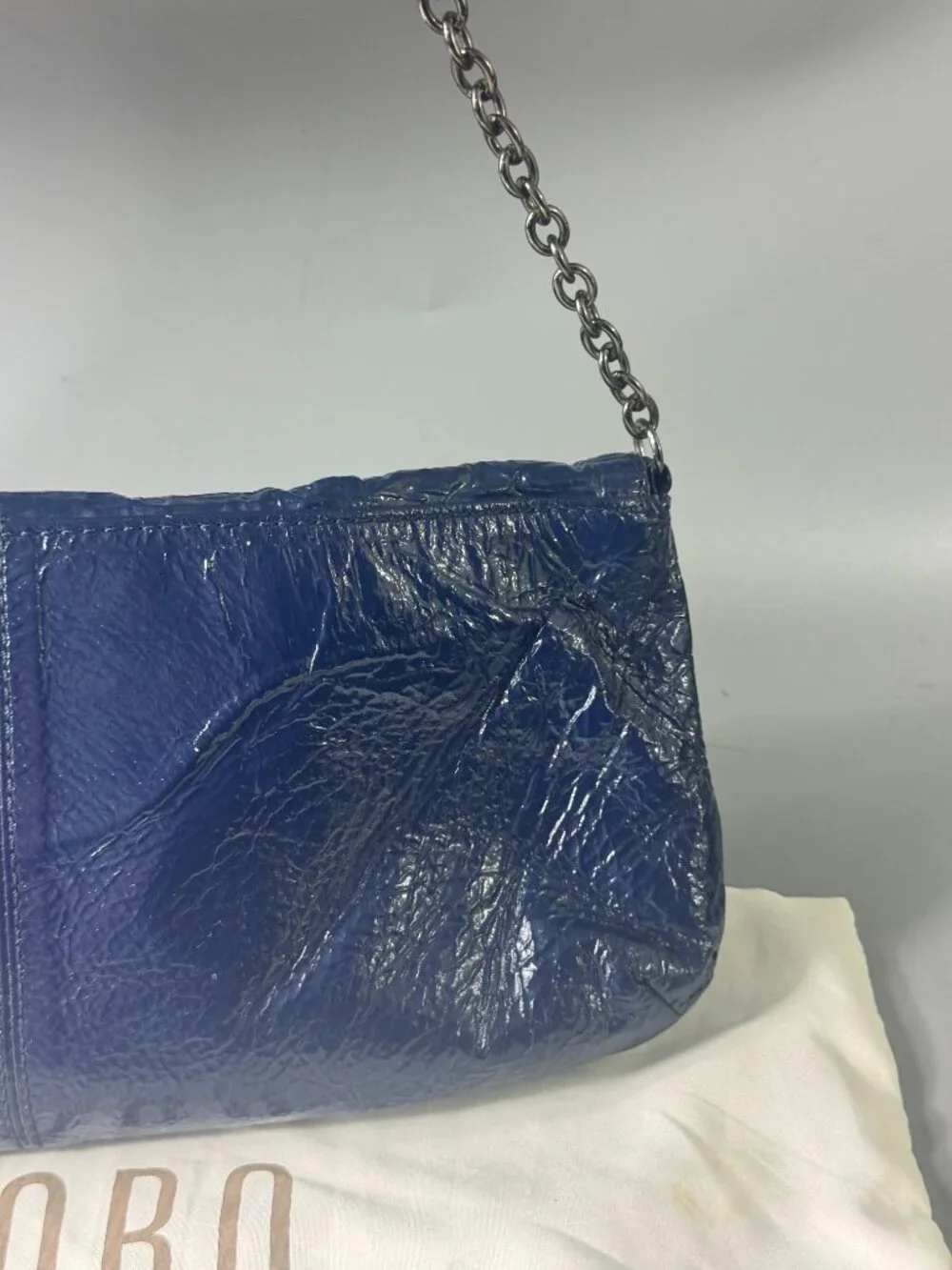 HOBO INTERNATIONAL Blue Patent Leather Envelope Hand Bag Purse Chain